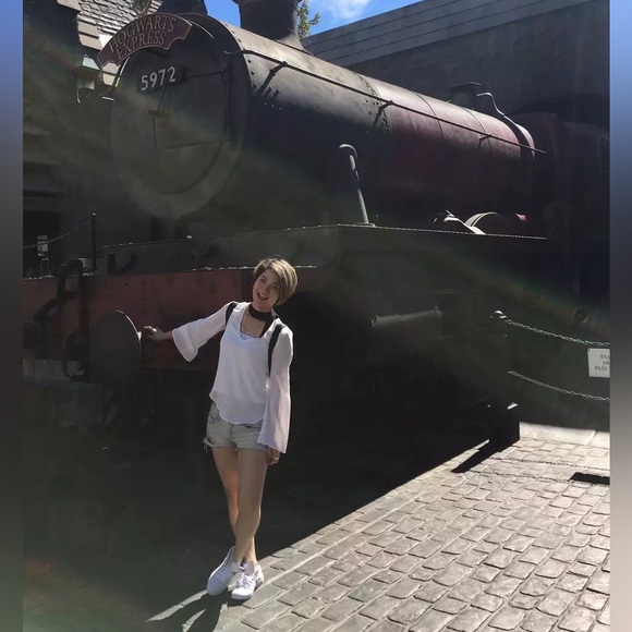 Forever 21 white loose style white top with black tie. - Picture 2 of 6